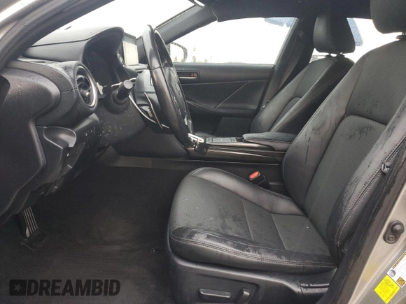 2021 Lexus IS 300 z VIN JTHA81F20M5043546, wystawiony jako Copart lot #59564445 z przebiegiem 60 471 mil mil oraz Szkoda całkowita • Salvage title. Historia ofert i sprzedaży dostępna na DreamBid. Obrazek 7.