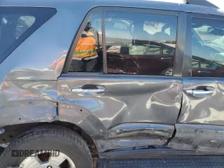 2007 Toyota 4Runner SR5 with VIN JTEZU14R978077936, listed as a Copart auction lot 48493175 with 33,305 mi miles and Salvage Title. Bid and sale history available at carsss.com. Image 10.