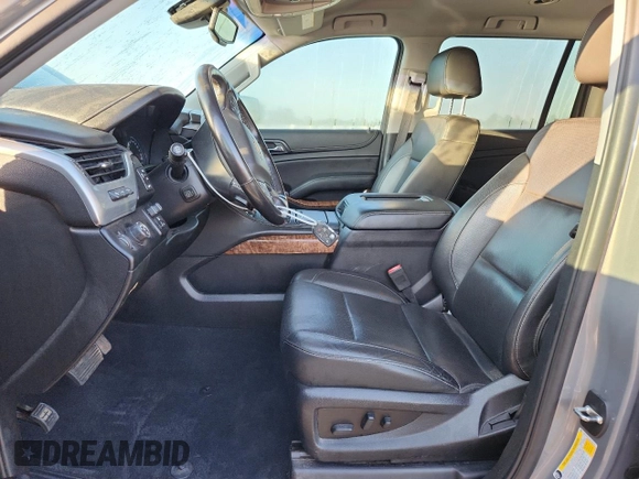 2019 Chevrolet Suburban LT with VIN 1GNSCJKC3KR129739, listed as a Copart auction lot 62377465 with 105,771 mi miles and Salvage title. Bid and sale history available at DreamBid. Image 7.