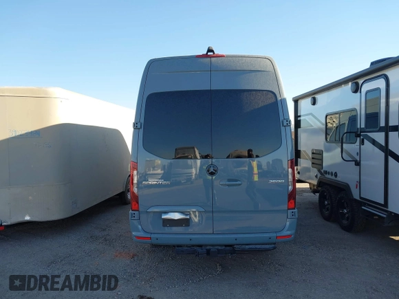 2021 Mercedes-Benz Sprinter Cargo with VIN W1W4ECHY5MT075011, listed as a IAAI auction lot 41364920 with 22,421 mi miles and . Bid and sale history available at carsss.com. Image 16.