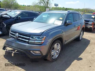 2019 Volkswagen Atlas SEL z VIN 1V2ER2CA5KC555568, wystawiony jako IAAI lot #42050516 z przebiegiem 71 599 mil mil oraz . Historia ofert i sprzedaży dostępna na DreamBid. Obrazek 2.