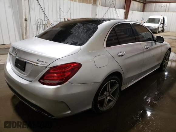 2015 Mercedes-Benz C 300 Luxury with VIN 55SWF4KB2FU034254, listed as a Copart auction lot 52040725 with 59,123 mi miles and Salvage Title. Bid and sale history available at DreamBid. Image 3.