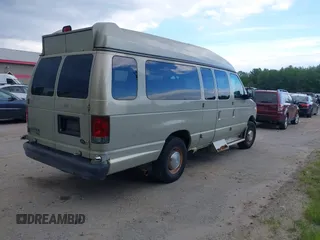 2006 Ford Econoline Passenger XL с VIN 1FBSS31L86HA07841, выставлен на аукционе IAAI как лот 42398151 с пробегом Не указан миль и . История ставок и продаж доступна на DreamBid. Изображение 4.