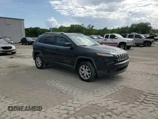 2018 Jeep Cherokee Latitude with VIN 1C4PJLCB8JD533525, listed as a Copart auction lot 60840625 with 89,011 mi miles and Salvage title. Bid and sale history available at DreamBid. Image 14.