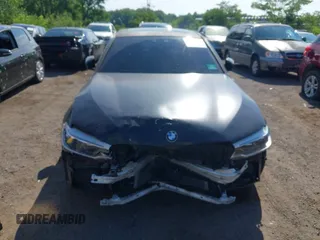 2018 BMW 5 Series M550i xDrive with VIN WBAJB9C55JB286747, listed as a IAAI auction lot 42583106 with 141,102 mi miles and . Bid and sale history available at DreamBid. Image 12.