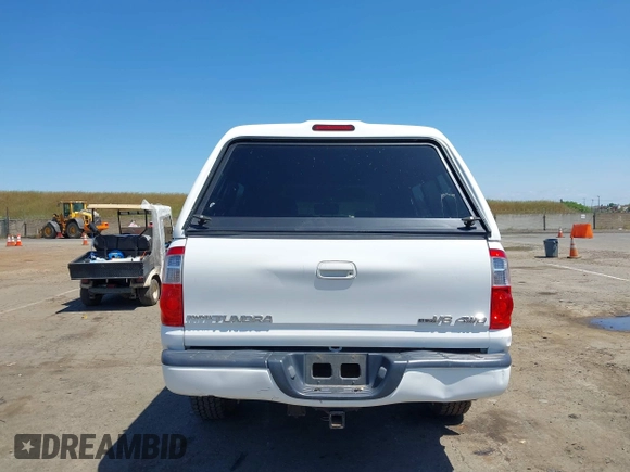 2005 Toyota Tundra Limited z VIN 5TBDT48175S490771, wystawiony jako IAAI lot #42117084 z przebiegiem 233 575 mil mil oraz . Historia ofert i sprzedaży dostępna na DreamBid. Obrazek 16.