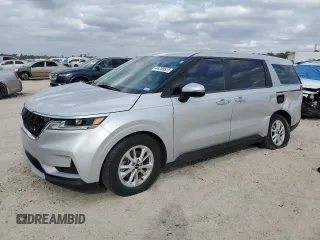 2022 Kia Carnival LX with VIN KNDNB4H38N6158807, listed as a Copart auction lot 44758515 with 31,962 mi miles and Salvage Title. Bid and sale history available at carsss.com. Image 1.