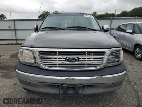 2002 Ford F-150 XL with VIN 1FTRX17202NA04247, listed as a Copart auction lot 58250605 with 279,432 mi miles and Clean title. Bid and sale history available at DreamBid. Image 5.