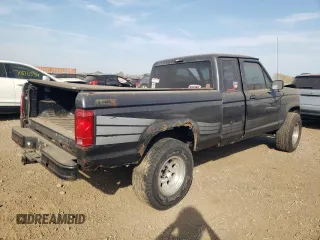 1988 Ford Ranger with VIN 1FTCR15T7JPA44324, listed as a Copart auction lot 71893864 with 288,650 mi miles and Salvage Title. Bid and sale history available at carsss.com. Image 3.