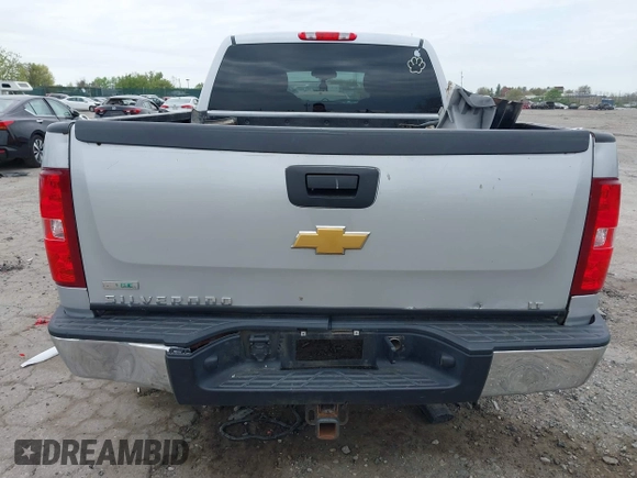 2012 Chevrolet Silverado 1500 LT with VIN 1GCRKSE79CZ217291, listed as a IAAI auction lot 42080663 with 250,090 mi miles. Bid and sale history available at carsss.com. Image 16.