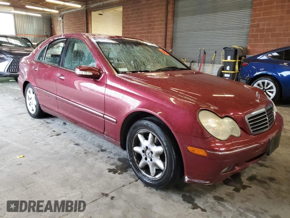 2003 Mercedes-Benz C 320 with VIN WDBRF64JX3E011458, listed as a Copart auction lot 45239835 with 203,013 mi miles and Salvage title. Bid and sale history available at DreamBid. Image 4.