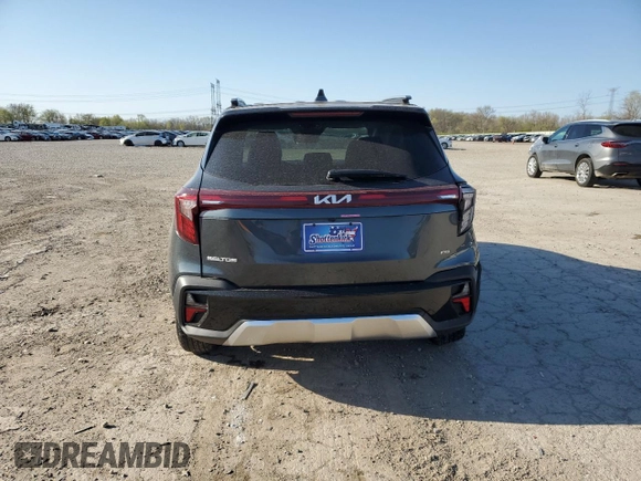 2024 Kia Seltos EX z VIN KNDERCAA4R7621296, wystawiony jako Copart lot #53331945 z przebiegiem 16 195 mil mil oraz Szkoda całkowita • Salvage title. Historia ofert i sprzedaży dostępna na DreamBid. Obrazek 6.
