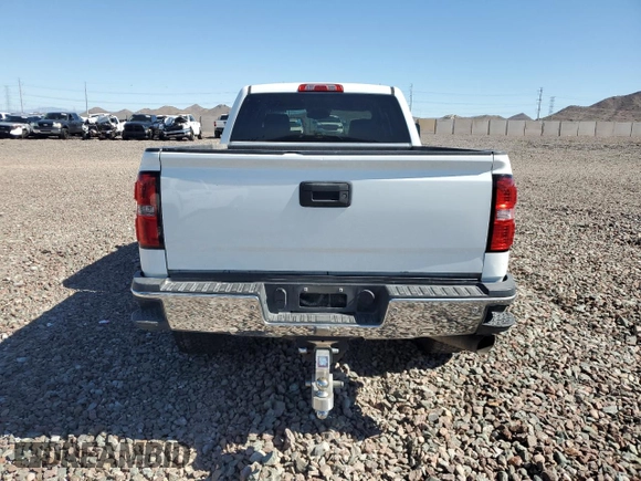 2015 GMC Sierra 2500HD SLT with VIN 1GT12ZE89FF607229, listed as a Copart auction lot 54816545 with 267,227 mi miles and Salvage title. Bid and sale history available at DreamBid. Image 6.