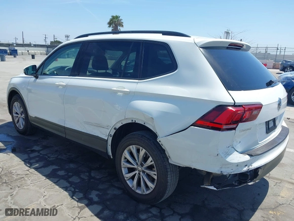 2019 Volkswagen Tiguan S with VIN 3VV1B7AX1KM101407, listed as a IAAI auction lot 42032761 with 51,868 mi miles. Bid and sale history available at carsss.com. Image 6.