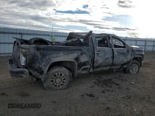2022 Chevrolet Silverado 3500HD LTZ with VIN 2GC4YUEY0N1217902, listed as a Copart auction lot 49887525 with 17,365 mi miles and Clean Title. Bid and sale history available at DreamBid. Image 3.