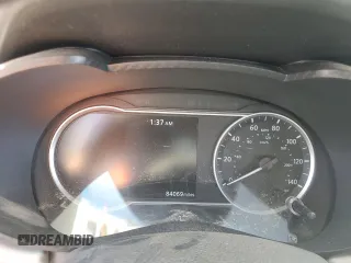 2021 Nissan Versa SV z VIN 3N1CN8EV7ML855601, wystawiony jako Copart lot #50088085 z przebiegiem 84 069 mil mil oraz Szkody całkowita. Historia ofert i sprzedaży dostępna na DreamBid. Obrazek 9.