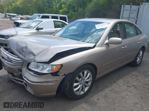2006 Hyundai Azera SE with VIN KMHFC46FX6A125848, listed as a IAAI auction lot 42195041 with 147,596 mi miles and . Bid and sale history available at DreamBid. Image 2.