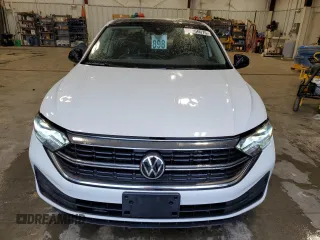 2023 Volkswagen Jetta SE with VIN 3VW7M7BU9PM026886, listed as a Copart auction lot 55356075 with 21,285 mi miles and Salvage title. Bid and sale history available at DreamBid. Image 5.