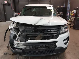 2016 Ford Police Interceptor Utility z VIN 1FM5K8ARXGGB88647, wystawiony jako IAAI lot #42167008 z przebiegiem 140 044 mil mil oraz . Historia ofert i sprzedaży dostępna na DreamBid. Obrazek 12.
