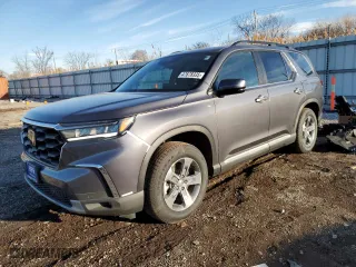 2025 Honda Pilot EX-L with VIN 5FNYG1H44SB063991, listed as a Copart auction lot 47678335 with 5 mi miles and Salvage Title. Bid and sale history available at carsss.com. Image 1.