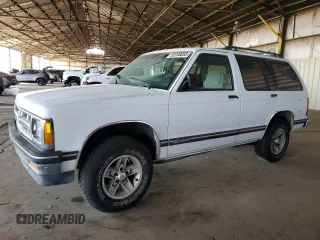 1994 Chevrolet Blazer z VIN 1GNCS13W3R0157183, wystawiony jako Copart lot #52246055 z przebiegiem 91 826 mil mil oraz Czysty tytuł • Clean title. Historia ofert i sprzedaży dostępna na DreamBid. Obrazek 1.