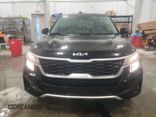 2023 Kia Seltos LX with VIN KNDEPCAAXP7432087, listed as a Copart auction lot 45011675 with 40,460 mi miles and Clean title. Bid and sale history available at DreamBid. Image 5.
