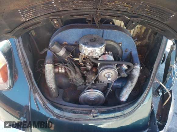 1971 Volkswagen Beetle with VIN 1112070809, listed as a Copart auction lot 42737085 with 13,894 mi miles and Salvage Title. Bid and sale history available at DreamBid. Image 11.