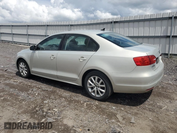 2011 Volkswagen Jetta SE with VIN 3VWDZ7AJ2BM017953, listed as a Copart auction lot 55307495 with 113,672 mi miles and Salvage title. Bid and sale history available at DreamBid. Image 2.