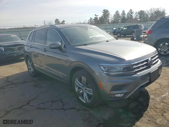 2019 Volkswagen Tiguan SEL Premium with VIN 3VV4B7AX7KM017038, listed as a Copart auction lot 45225445 with 70,500 mi miles and Salvage Title. Bid and sale history available at carsss.com. Image 11.