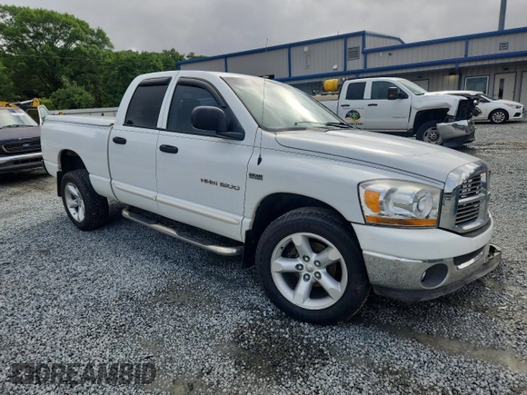 2006 Dodge 1500 SLT z VIN 1D7HA18236S685870, wystawiony jako Copart lot #59186375 z przebiegiem 147 685 mil mil oraz Szkoda całkowita • Salvage title. Historia ofert i sprzedaży dostępna na DreamBid. Obrazek 4.