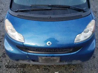 2010 Smart fortwo Pure z VIN WMEEJ3BA3AK353317, wystawiony jako Copart lot #48560975 z przebiegiem 163 175 mil mil oraz Czysty tytuł • Clean title. Historia ofert i sprzedaży dostępna na DreamBid. Obrazek 11.