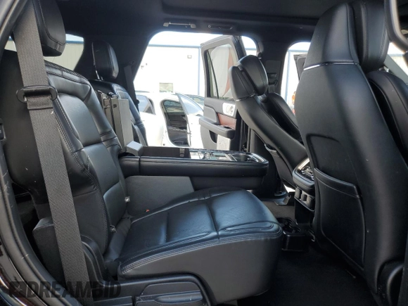 2020 Lincoln Navigator Reserve with VIN 5LMJJ2LT7LEL10228, listed as a Copart auction lot 48189985 with 68,344 mi miles and Clean title. Bid and sale history available at DreamBid. Image 11.