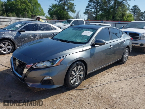 2020 Nissan Altima S with VIN 1N4BL4BV1LC224970, listed as a IAAI auction lot 41975040 with 141,437 mi miles and . Bid and sale history available at DreamBid. Image 2.