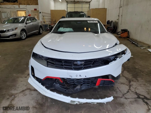 2024 Chevrolet Camaro 2LT with VIN 1G1FD1RS5R0118012, listed as a Copart auction lot 84410014 with 14,528 mi miles and Salvage Title. Bid and sale history available at carsss.com. Image 5.