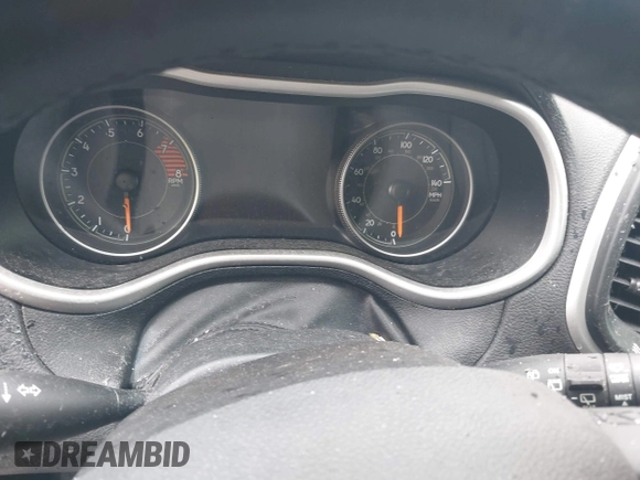 2016 Jeep Cherokee Trailhawk with VIN 1C4PJMBS6GW210756, listed as a IAAI auction lot 42423757 with Not provided miles and . Bid and sale history available at DreamBid. Image 7.