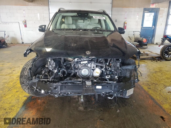 2023 Mercedes-Benz GLS 450 with VIN 4JGFF5KE3PA912751, listed as a Copart auction lot 88219355 with 41,273 mi miles and Salvage Title. Bid and sale history available at DreamBid. Image 5.