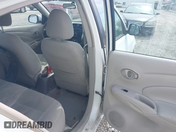2012 Nissan Versa SL with VIN 3N1CN7AP6CL875631, listed as a IAAI auction lot 41800598 with 272,778 mi miles. Bid and sale history available at carsss.com. Image 8.