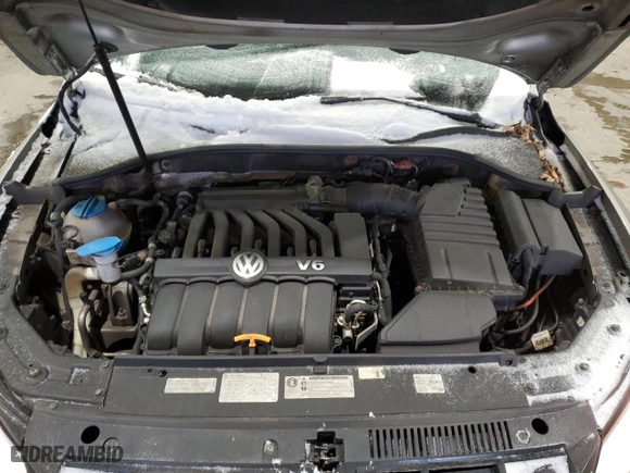 2013 Volkswagen Passat SEL Premium with VIN 1VWCM7A38DC114137, listed as a Copart auction lot 42429205 with 131,809 mi miles and Salvage Title. Bid and sale history available at carsss.com. Image 11.