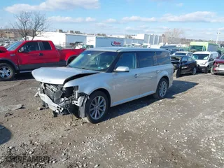 2017 Ford Flex Limited with VIN 2FMHK6D85HBA05670, listed as a IAAI auction lot 41540798 with NaN miles. Bid and sale history available at carsss.com. Image 19.