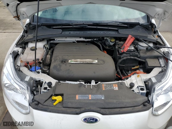 2015 Ford Focus Electric with VIN 1FADP3R46FL288088, listed as a Copart auction lot 51020475 with NaN miles and Clean Title. Bid and sale history available at carsss.com. Image 11.