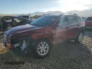 2017 Jeep Cherokee Latitude with VIN 1C4PJMCS1HW523973, listed as a Copart auction lot 77140934 with 62,187 mi miles and Salvage Title. Bid and sale history available at carsss.com. Image 1.