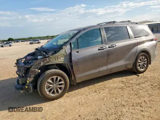 2022 Toyota Sienna LE with VIN 5TDBSKFC9NS070245, listed as a Copart auction lot 63698525 with 64,776 mi miles and Salvage title. Bid and sale history available at DreamBid. Image 1.