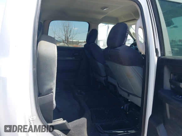 2018 Ram 2500 Tradesman with VIN 3C6UR5HL4JG287673, listed as a IAAI auction lot 41954501 with 155,340 mi miles and . Bid and sale history available at DreamBid. Image 8.