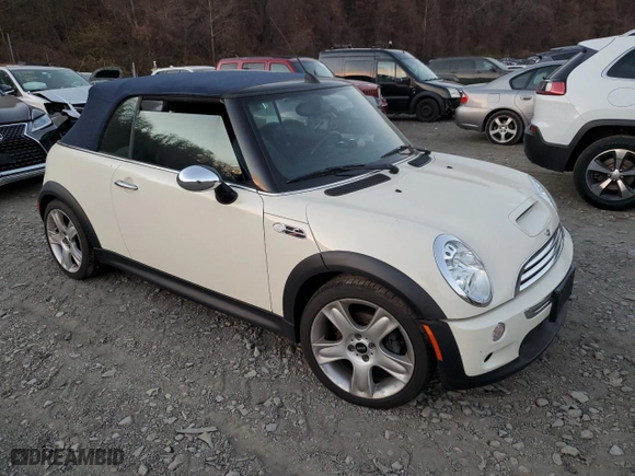 2006 MINI Cooper Convertible S with VIN WMWRH335X6TK58782, listed as a Copart auction lot 80621394 with 21,574 mi miles and Clean Title. Bid and sale history available at carsss.com. Image 4.