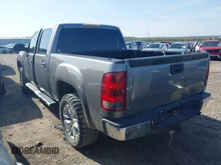 2007 GMC Sierra 1500 with VIN 3GTEK13Y47G542294, listed as a IAAI auction lot 41877821 with 245,731 mi miles and . Bid and sale history available at DreamBid. Image 3.