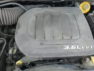 2018 Dodge Grand Caravan GT with VIN 2C4RDGEG3JR345878, listed as a Copart auction lot 69772715 with 121,376 mi miles and Salvage title. Bid and sale history available at DreamBid. Image 15.