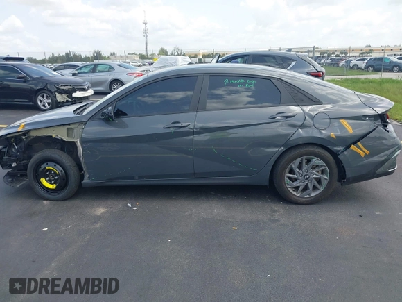 2024 Hyundai Elantra SEL with VIN KMHLM4DG6RU802179, listed as a IAAI auction lot 42432744 with 8,978 mi miles and . Bid and sale history available at DreamBid. Image 15.