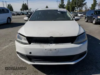 2012 Volkswagen Jetta TDI w/Premium с VIN 3VWLL7AJ0CM339246, выставлен на аукционе Copart как лот 46921225 с пробегом Не указан миль и Списание • Salvage title. История ставок и продаж доступна на DreamBid. Изображение 5.