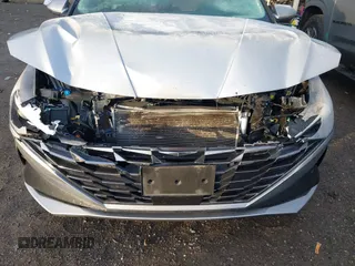 2021 Hyundai Elantra SEL z VIN 5NPLN4AG1MH012443, wystawiony jako IAAI lot #41209499 z przebiegiem 57 829 mil mil oraz . Historia ofert i sprzedaży dostępna na DreamBid. Obrazek 6.