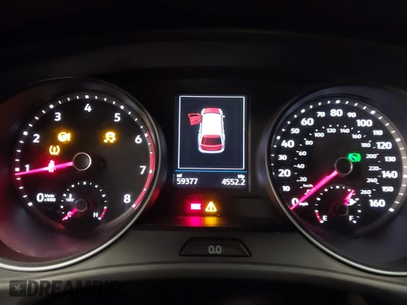 2019 Volkswagen Atlas SE with VIN 1V2LR2CAXKC599542, listed as a IAAI auction lot 41628588 with 59,377 mi miles and . Bid and sale history available at DreamBid. Image 7.